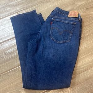 Levi’s 414 relaxed straight leg jeans size 29